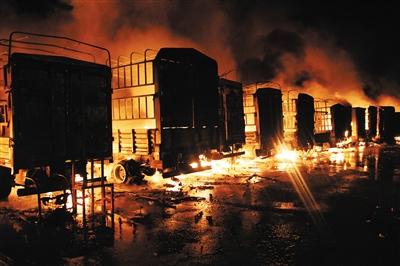 北京一市場失火燒百噸蔬菜 白菜批發(fā)價“猛漲”