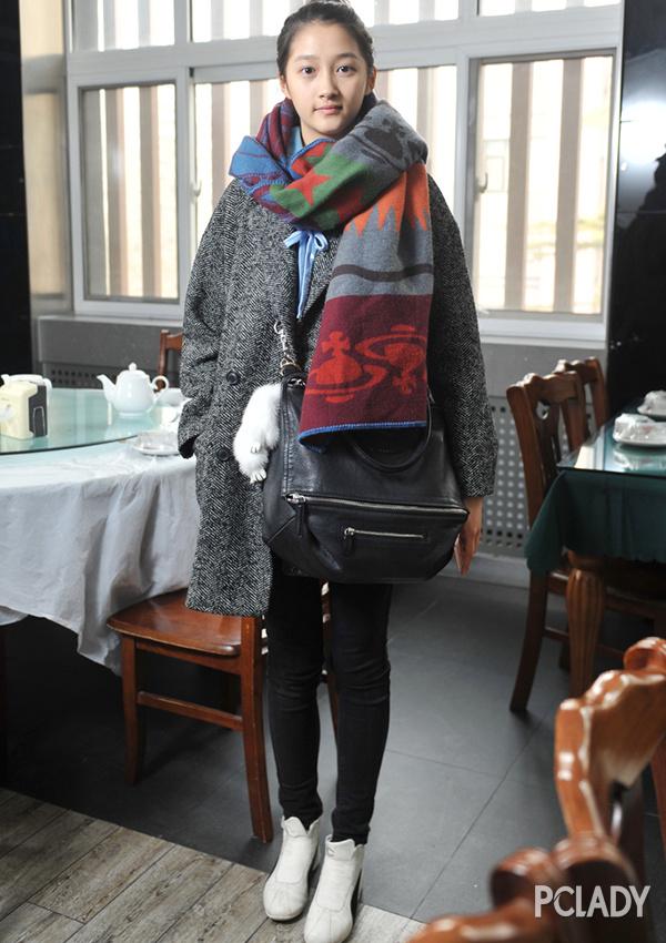 網(wǎng)紅與鮮肉齊飛 女童星逆襲看臉看衣品