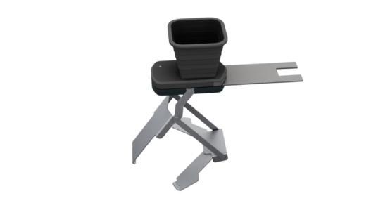 要想給手機充電？有一堆篝火和水就可以了