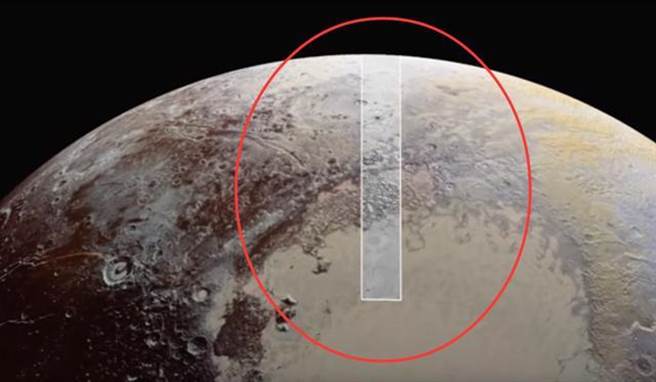 圖片顯示冥王星有一些經過改造的痕跡。(圖/科技訊)