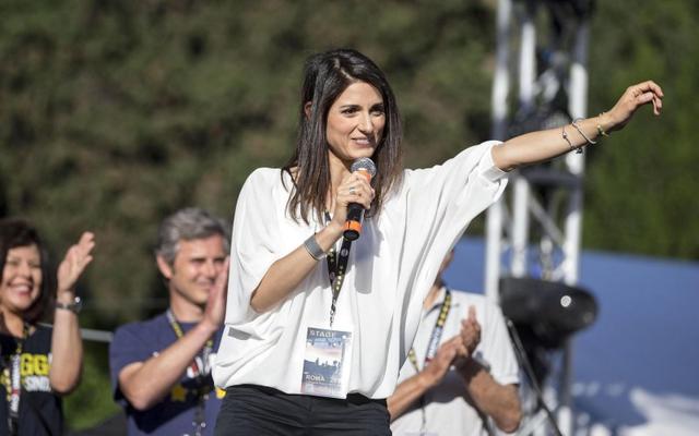 羅馬2000年一遇女市長出爐  網(wǎng)友怒贊其顏值