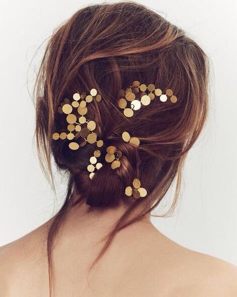 絕對(duì)不能錯(cuò)過(guò)的金屬發(fā)飾 令你一秒變閃耀