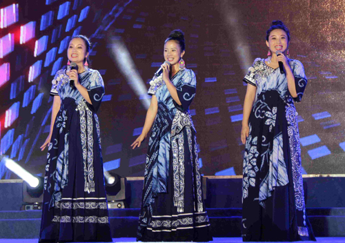 獲得二等獎的湖南扎扎朵組合 翟鵬攝.jpg