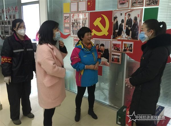 青海道遠(yuǎn)環(huán)保科技有限公司黨支部慰問(wèn)社區(qū)工作者 (6).jpg