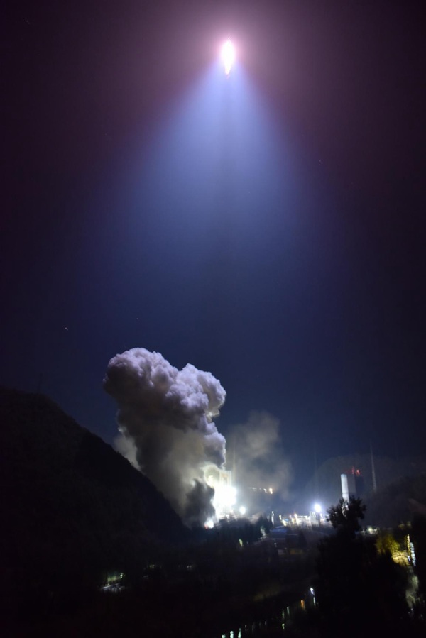 4神飛航天祝賀中國(guó)航天喜迎2021開門紅 中國(guó)經(jīng)濟(jì)報(bào)道網(wǎng) www.cctvjingji.com.jpg