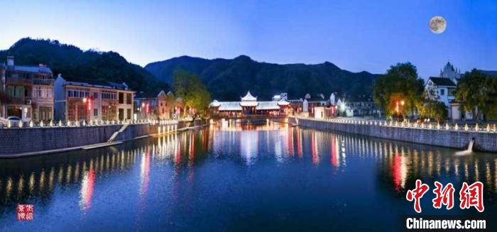 大堰鎮(zhèn)一景。董滿永 攝