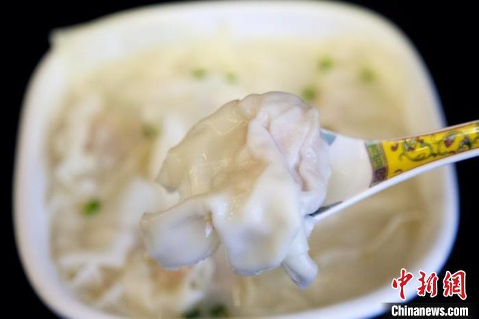 龍抄手。成都市商務(wù)局 供圖