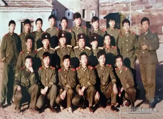 圖8 老松嶺隧道守衛(wèi)部隊(duì)的戰(zhàn)士_看圖王.jpg