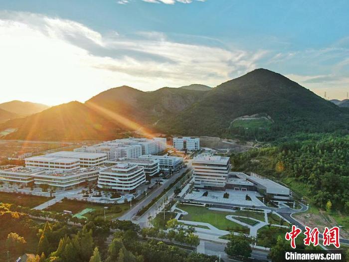 中國(guó)美妝小鎮(zhèn)。受訪者提供