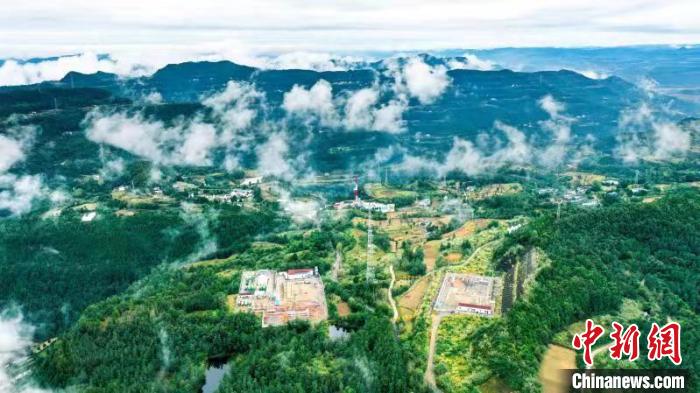 元壩氣田生產(chǎn)井站。宋軍 攝