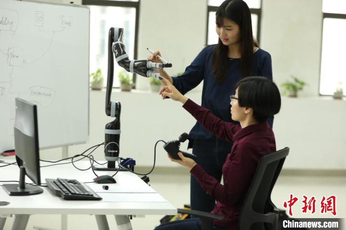 松山湖國(guó)際機(jī)器人產(chǎn)業(yè)基地 岳瑞軒 攝