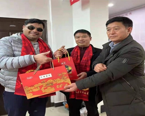 ０００ - 副本 (4).jpg