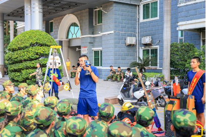 20230927  閩南科技學(xué)院：消防教育進(jìn)軍訓(xùn)2.png