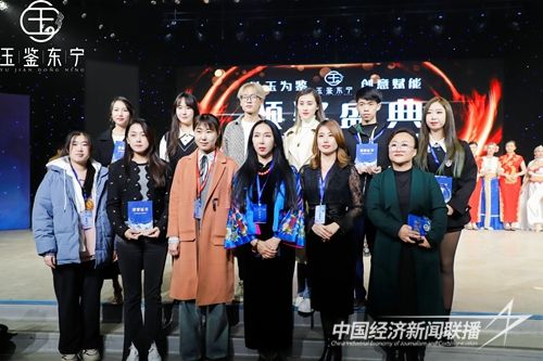 b738f862483a6a65e1443f5465a4055.jpg?v=1697768003