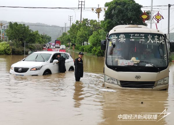 20231221  梁健強(qiáng)：從軍營到警營1.jpeg