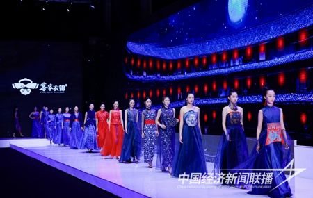 00300433764_2114a072.jpg?v=1703510059