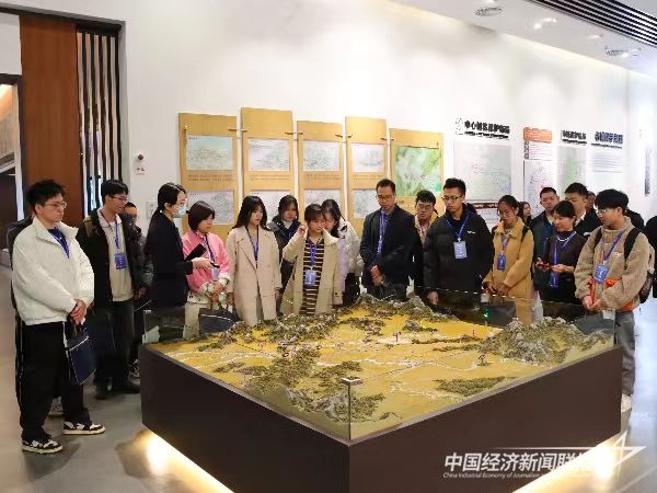 20240131  漳州市舉辦天津大學(xué)返鄉(xiāng)學(xué)生社會實踐活動3.jpg?v=1706668688