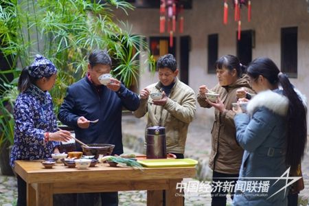 00300452251_77bc7757.jpg?v=1708227451