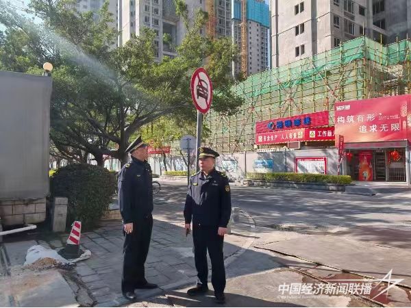 20240219  “三心”服務(wù)——廈門(mén)城管人的新春假期4.jpg?v=1708313609