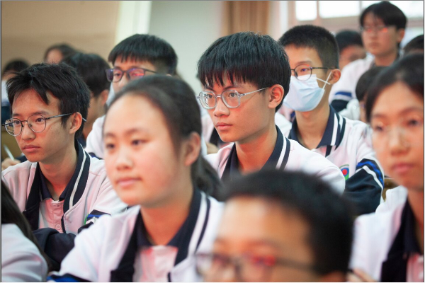 6龍海在白水中學舉辦全民閱讀日活動_proc.jpeg?x-oss-process=style/water