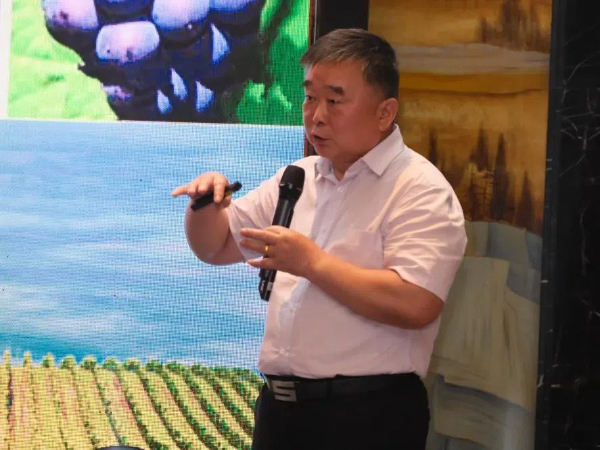 20241115 “葡萄美酒最新疆·金秋十月慶豐收·天山北麓酒香醇”閩疆兩地文化交流會4.jpg